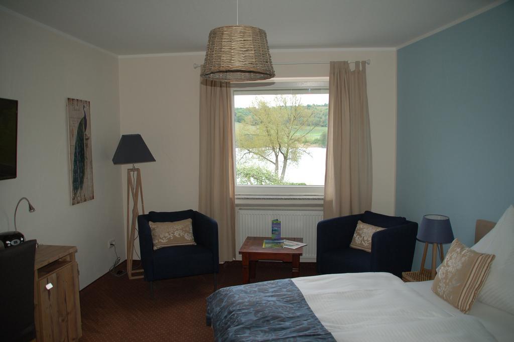 Hotel-ferienwohnungen Cafe Maarblick Hotel Schalkenmehren